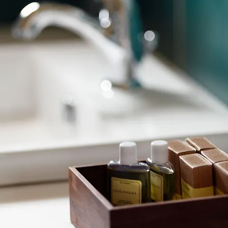 Giannone Nocleg ze śniadaniem 4*