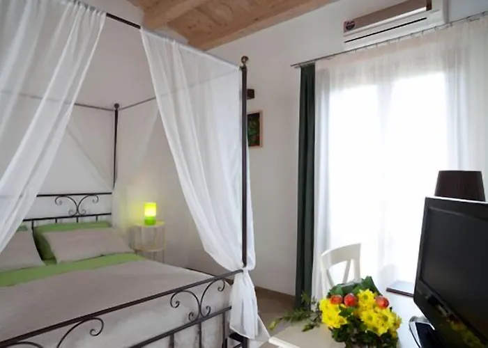 Frühstückspension Giannone 4*